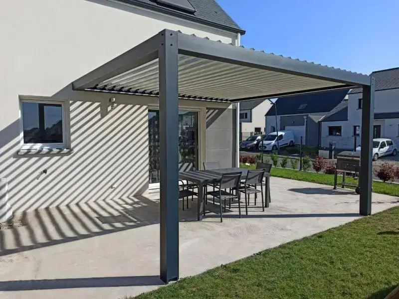 Installation pergola bioclimatique Castanet Tolosan 9 1
